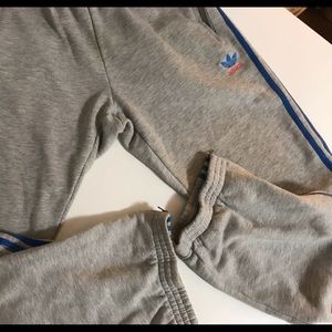 Adidas Joggers - Medium - Zippered Pockets